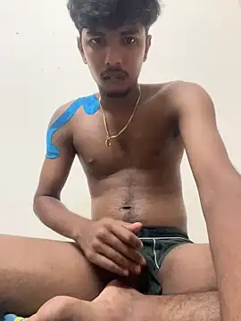 Snapshot of Theyoung_huge_dick chatting on December 22, 5:32 pm Theyoung huge dick online show from December 22, 5:32 pm