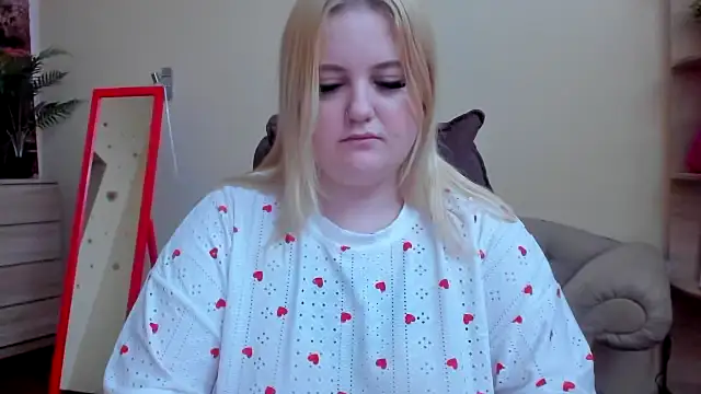 Doliss online show from November 19, 7:19 am