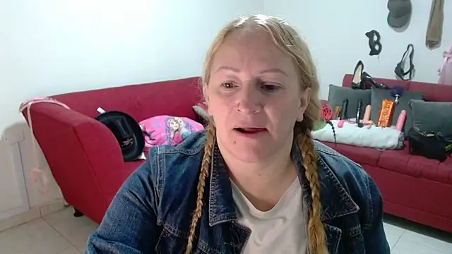 emperabigbootybigass online show from February 13, 12:12 pm