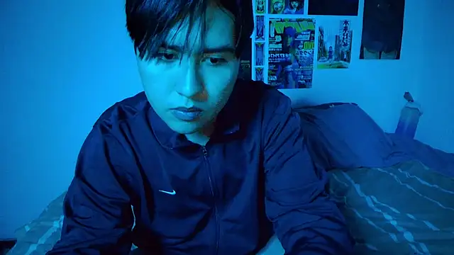 Snapshot of shinji-18 chatting on March 14, 12:32 am shinji-18 online show from March 14, 12:32 am