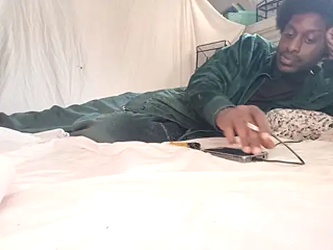 DevinToore online show from October 22, 4:07 pm