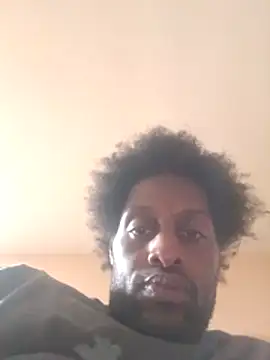 DevinToore online show from December 1, 11:15 am