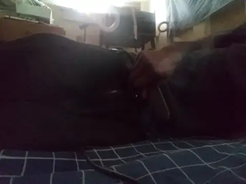 Snapshot of DevinToore chatting on March 1, 7:05 pm DevinToore online show from March 1, 7:05 pm