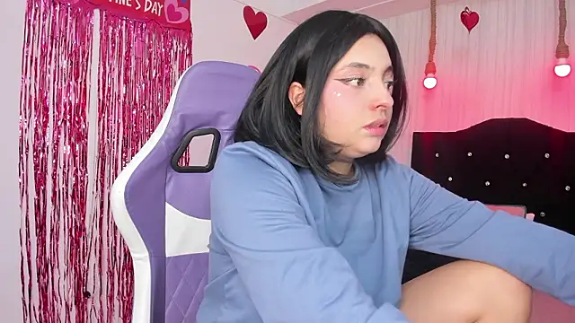 Snapshot of miku_katsuragi chatting on February 19, 3:02 am miku katsuragi online show from February 19, 3:02 am