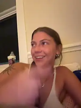 emilycoco online show from July 24, 4:21 am