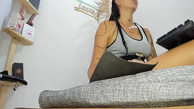 Snapshot of Sophia_dirty31 chatting on September 26, 10:14 pm Sophia dirty31 online show from September 26, 10:14 pm