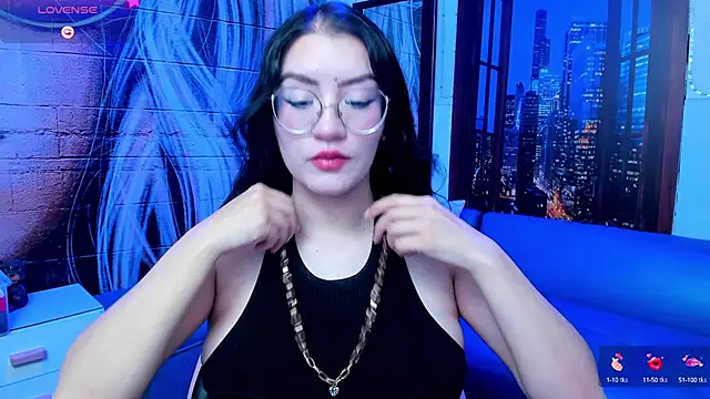 Violetaa diazz online show from February 4, 9:10 pm