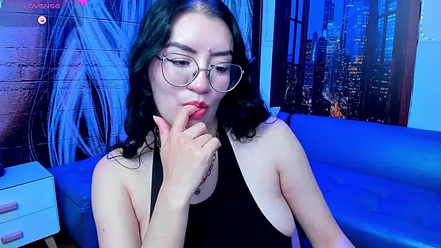 Violetaa diazz online show from February 5, 12:20 am