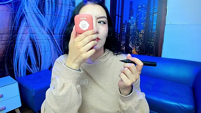 Violetaa diazz online show from February 7, 9:15 pm