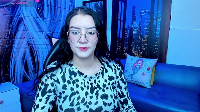 Violetaa diazz online show from March 15, 8:10 pm