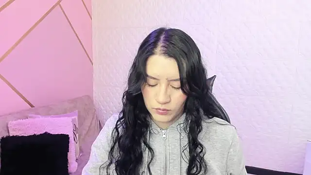 Violetaa diazz online show from September 26, 9:08 pm