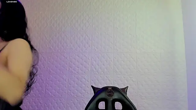 Violetaa diazz online show from October 18, 9:15 pm