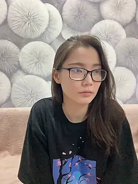 Snapshot of Milka23 chatting on March 7, 11:05 pm Milka23 online show from March 7, 11:05 pm