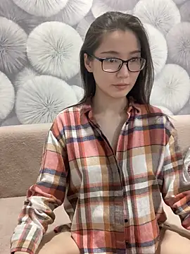 Snapshot of Milka23 chatting on March 9, 8:52 pm Milka23 online show from March 9, 8:52 pm