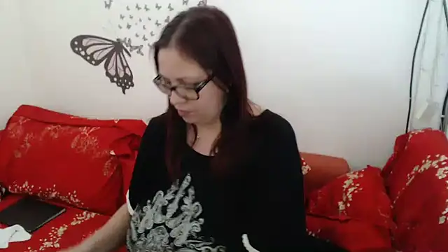 LadyHellene online show from January 16, 2:41 pm