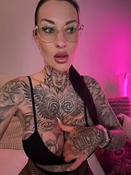 MeganWitch online show from May 10, 7:30 pm
