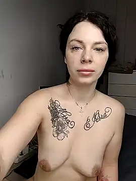 Snapshot of Lola_Hale chatting on January 28, 5:14 pm Lola Hale online show from January 28, 5:14 pm