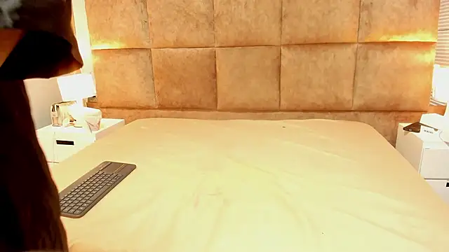 Snapshot of Asia_smitth chatting on December 9, 11:58 am Asia smitth online show from December 9, 11:58 am