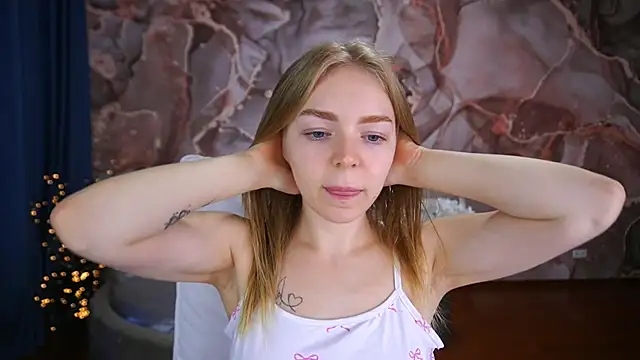 EmilySunshineS online show from September 21, 1:46 pm