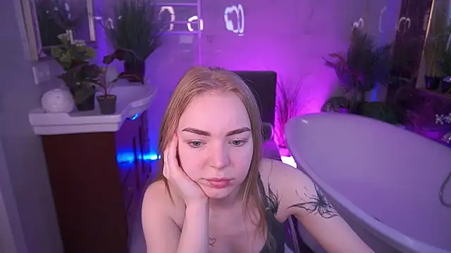 EmilySunshineS online show from May 5, 6:54 am