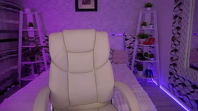 EmilySunshineS online show from May 6, 6:41 am