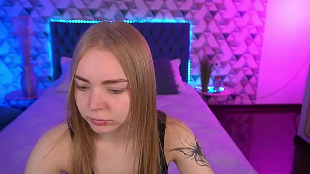 EmilySunshineS online show from May 9, 1:16 pm