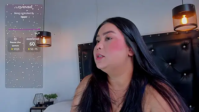 Snapshot of victoriajk chatting on April 11, 12:53 pm victoriajk online show from April 11, 12:53 pm