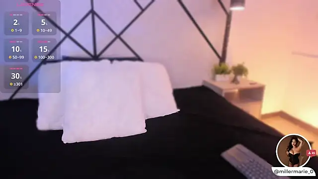 Snapshot of marie_miller_ chatting on October 8, 12:14 pm marie miller online show from October 8, 12:14 pm