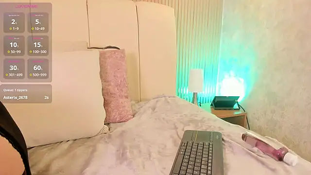 marie miller  online show from May 14, 1:12 am