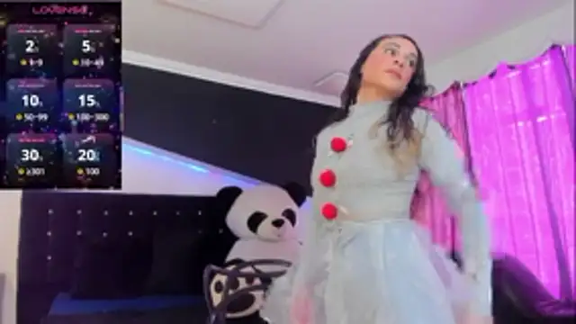 Snapshot of Coral_Gibson chatting on November 1, 1:13 pm Coral Gibson online show from November 1, 1:13 pm