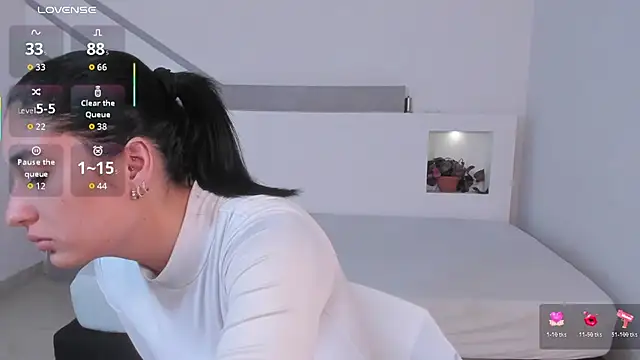 Snapshot of ScarlettWet9 chatting on November 4, 11:09 am ScarlettWet9 online show from November 4, 11:09 am