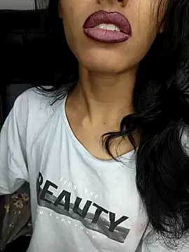 glam goddess online show from January 10, 2:04 am