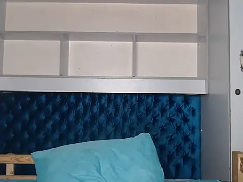 Zeeyonce696 online show from January 19, 12:28 am