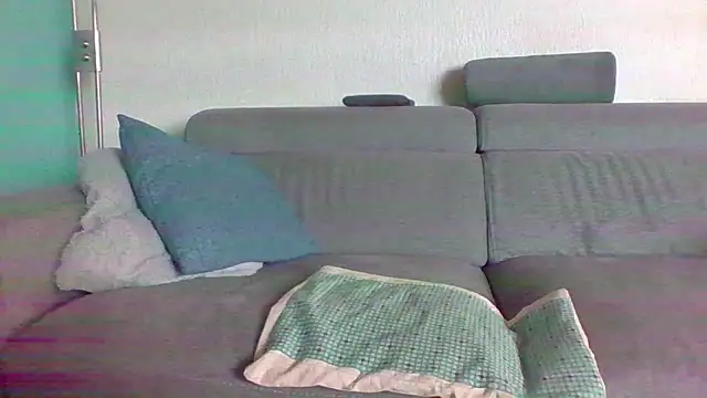 Snapshot of Sandcoq chatting on March 19, 2:13 pm Sandcoq online show from March 19, 2:13 pm