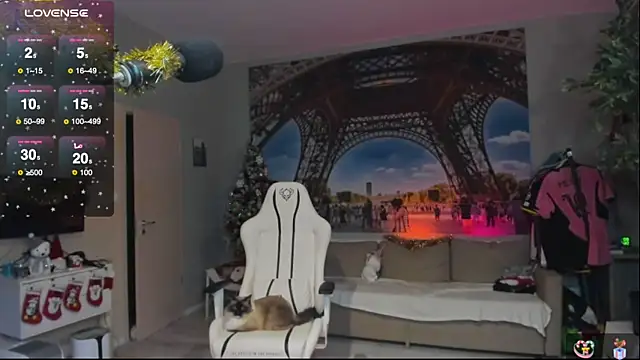 Snapshot of kingjamesuk chatting on December 21, 2:26 pm kingjamesuk online show from December 21, 2:26 pm