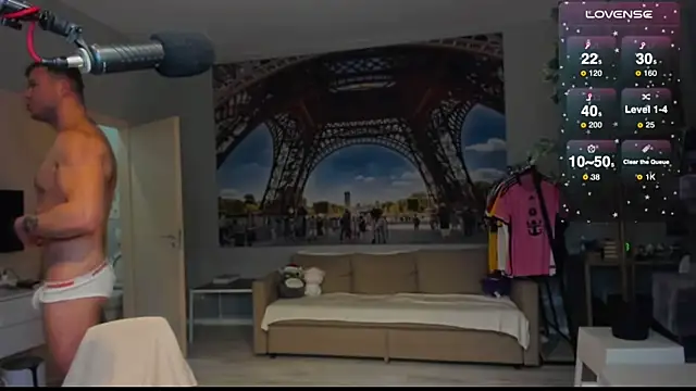 Snapshot of kingjamesuk chatting on January 13, 9:09 pm kingjamesuk online show from January 13, 9:09 pm