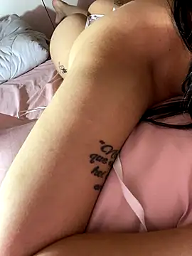 Vicvic69dp online show from November 16, 10:26 pm