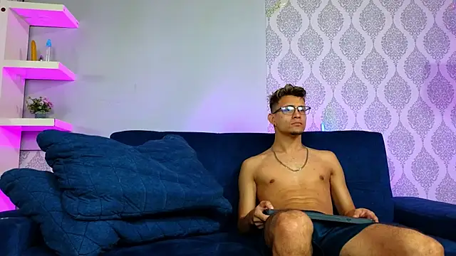 Boy4boy2 online show from December 21, 12:27 pm