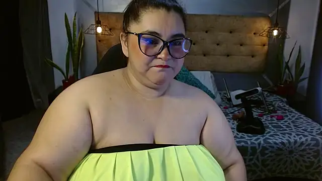 KATIIA16 online show from September 12, 3:17 am