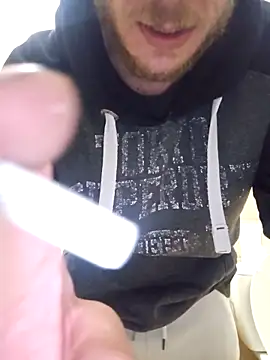 Snapshot of Alexxxmaster1312 chatting on February 2, 9:24 pm Alexxxmaster1312 online show from February 2, 9:24 pm