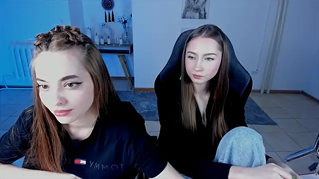 Snapshot of fuunnybunny chatting on January 5, 4:38 pm fuunnybunny online show from January 5, 4:38 pm