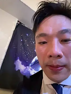 ex199212 online show from March 13, 2:01 pm