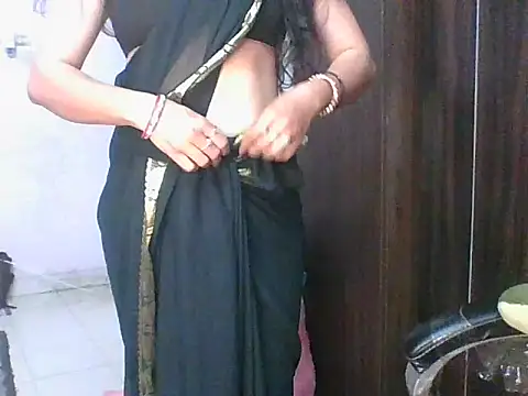 santurmom online show from February 6, 7:17 pm