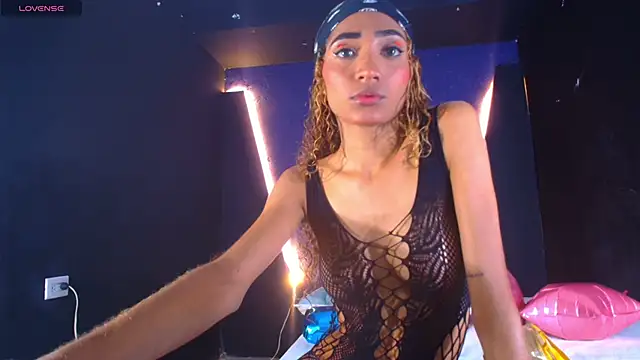 Charlotte Love10 online show from February 3, 12:04 am