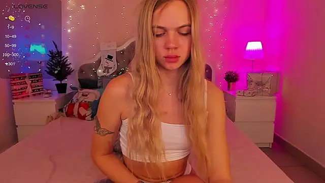 Aria69Stars online show from December 11, 4:49 am