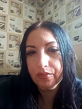 Veronica-Celie online show from May 6, 11:15 am
