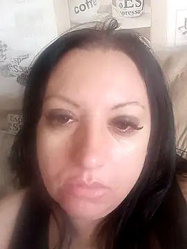 Veronica-Celie online show from May 12, 5:48 am
