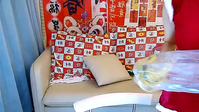 mango-a online show from January 30, 3:40 pm