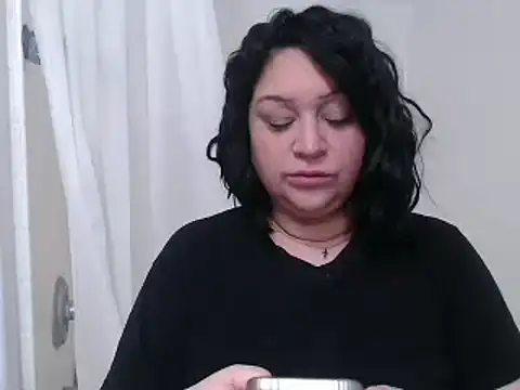 Snapshot of AlyssiaAmoreXO chatting on January 15, 3:50 pm AlyssiaAmoreXO online show from January 15, 3:50 pm
