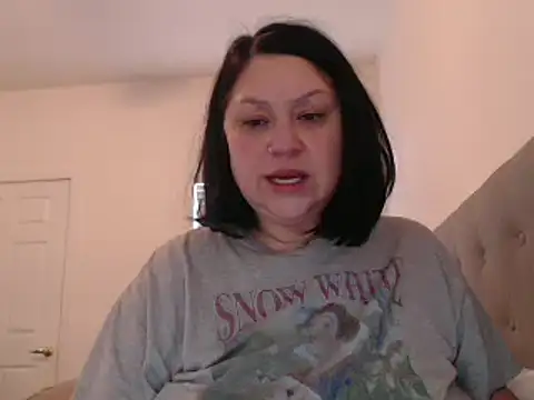Snapshot of AlyssiaAmoreXO chatting on February 12, 5:05 pm AlyssiaAmoreXO online show from February 12, 5:05 pm